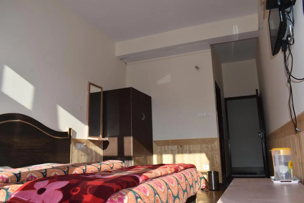 **  Hotel Green View Shimla India